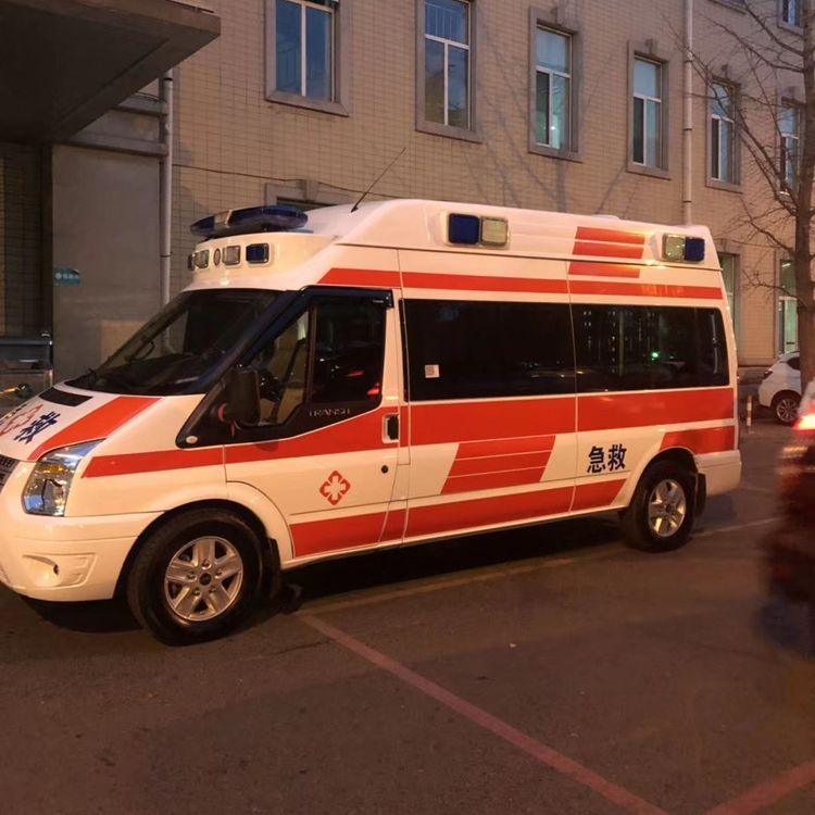 南昌夜间租赁救护车护送病人转院：安全转运的 8 大核心注意事项